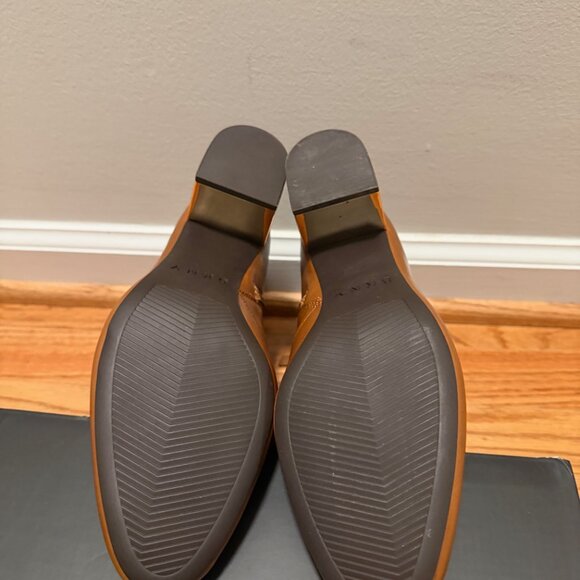 NIB DKNY Corrie Ankle Booties -> Calf Leather - Picture 4 of 6